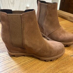 Sorel Heeled Boots Tan  7